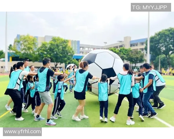 半张脸凝聚足球巨星力量展现绿茵激情与不屈奋斗精神