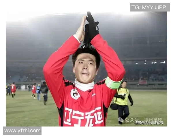 九十年代中国足球传奇球星回顾与影响力分析 九十年代中国足球传奇球星回顾与影响力分析